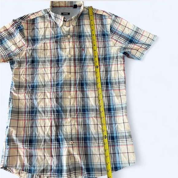 IZOD Men’s Plaid Button-Down Shirt - Classic Casual Style, Size M - Picture 7 of 8